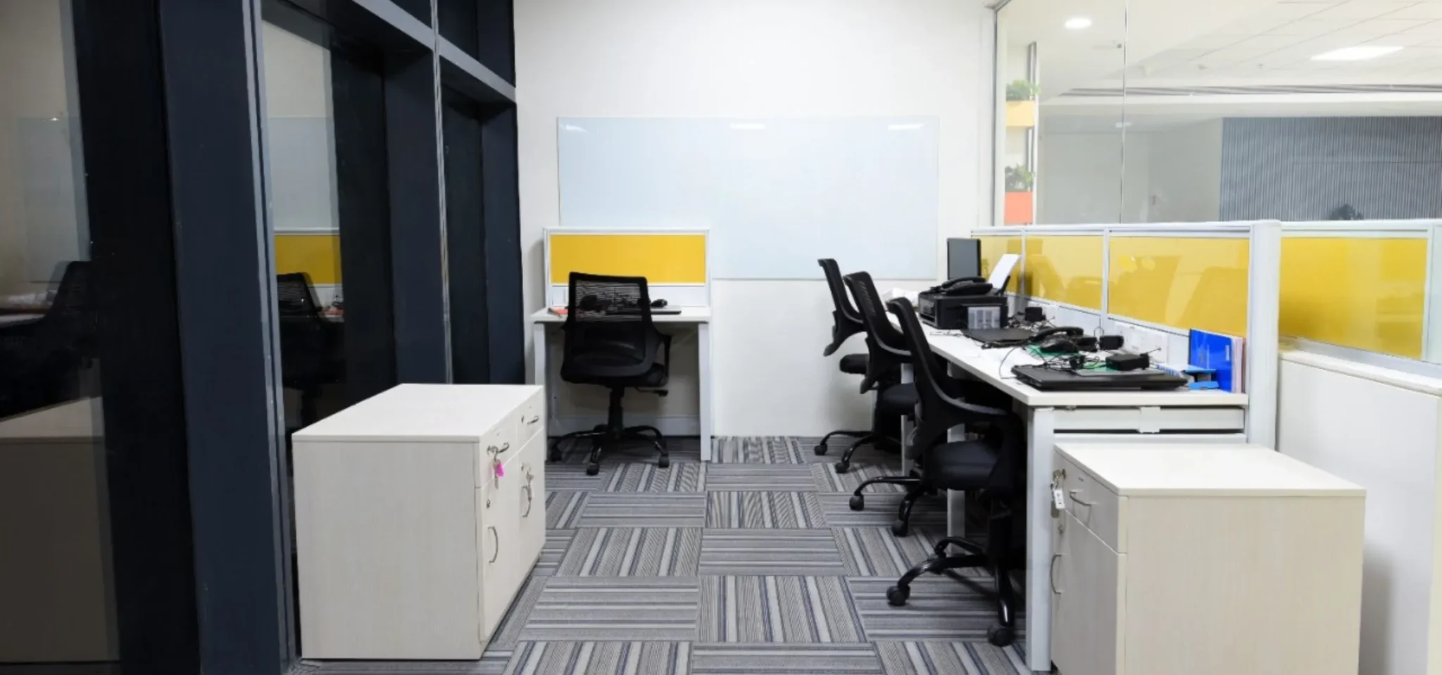 imgi_42_8Expressions-Inside-PROJECT-Office-Churchgate