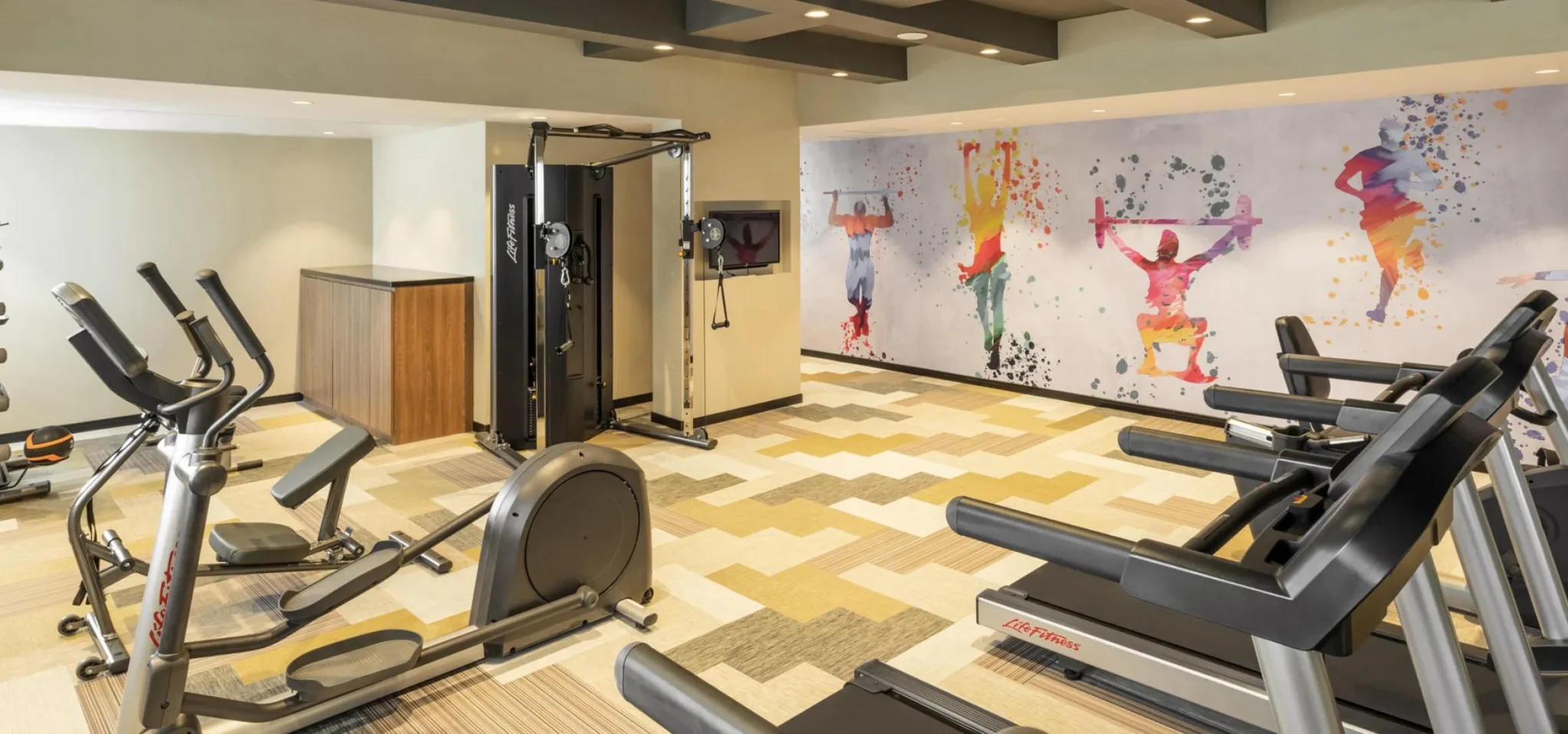 imgi_6_16EXPRESSIONSINSIDE-Commercial-project